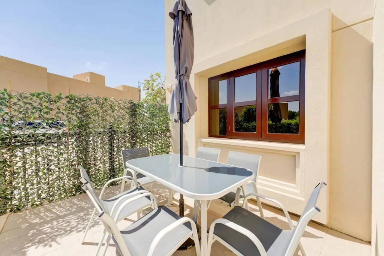 Apartment Serene 2-Bed Haven In Jumeirah Golf Estates Dubai United Arab Emirates