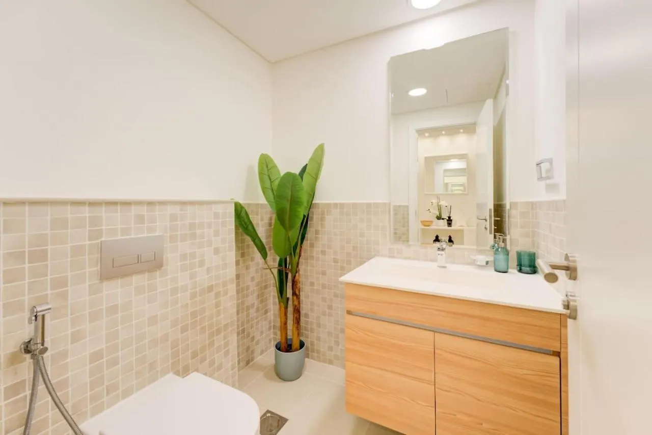 Serene 2-Bed Haven In Jumeirah Golf Estates Dubai Apartment