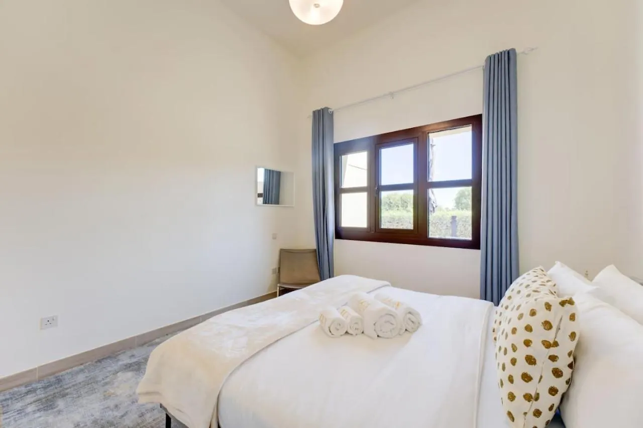 Serene 2-Bed Haven In Jumeirah Golf Estates Dubai